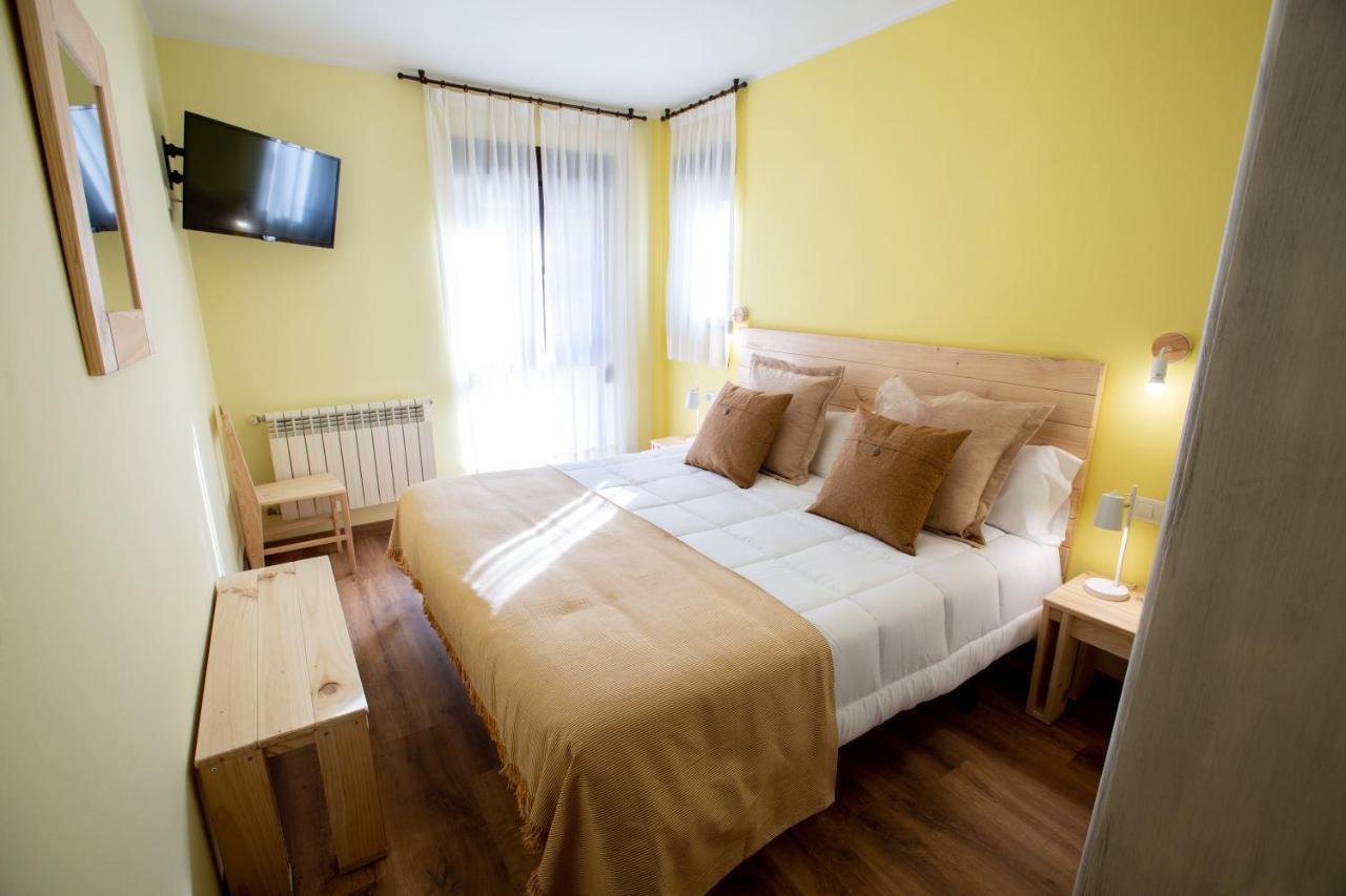 La Casona De Cardes Hotell Onís Eksteriør bilde
