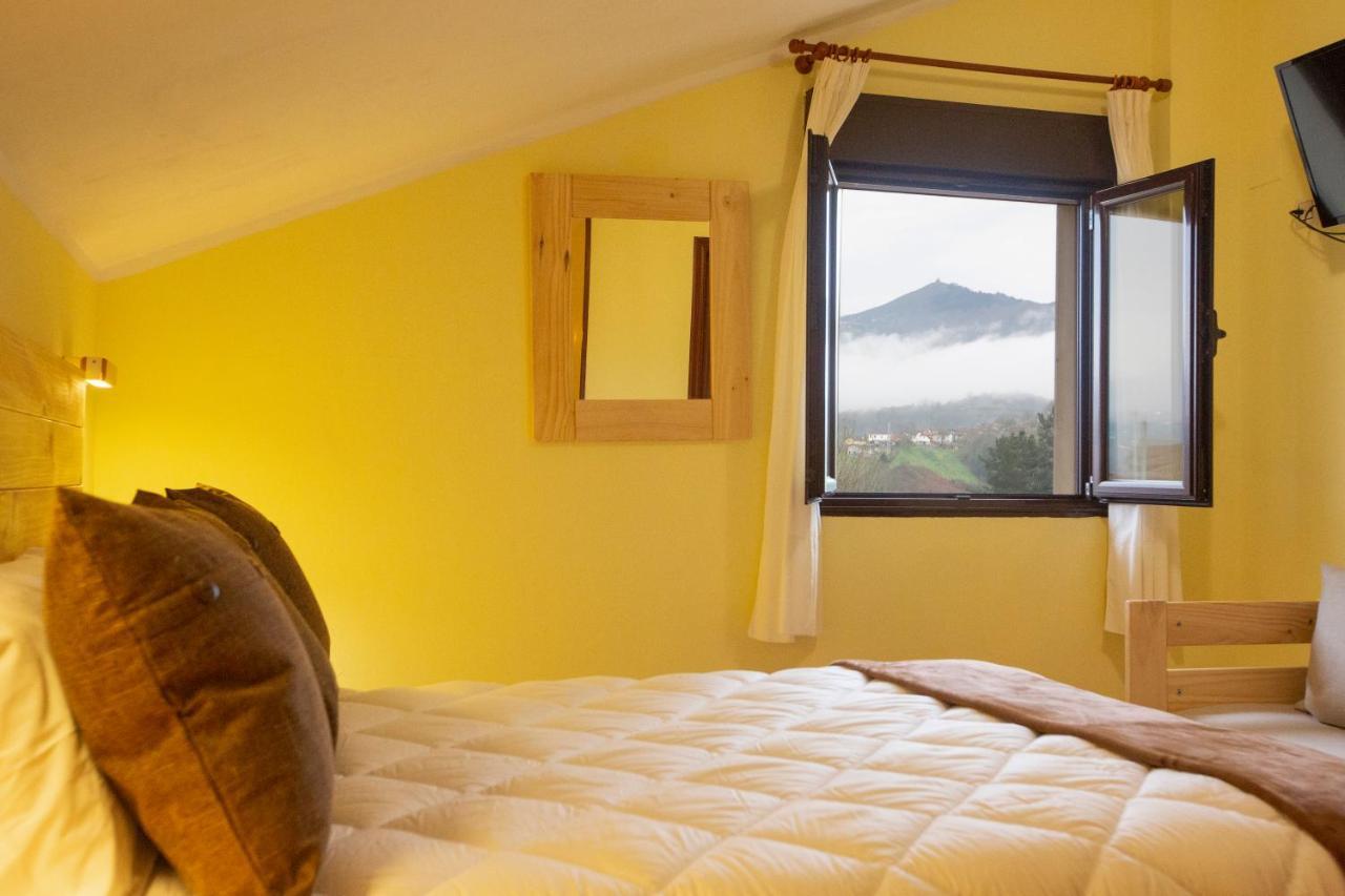 La Casona De Cardes Hotell Onís Eksteriør bilde