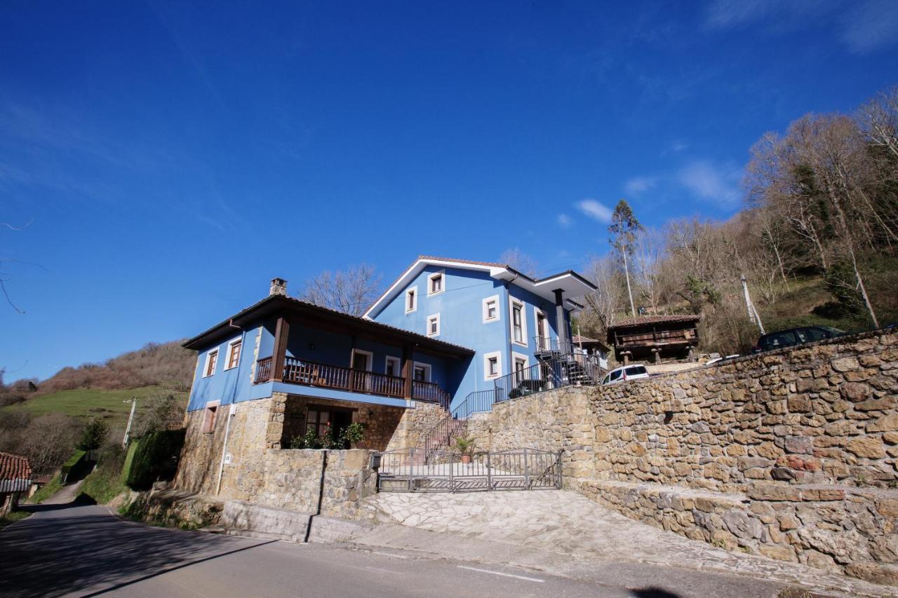 La Casona De Cardes Hotell Onís Eksteriør bilde