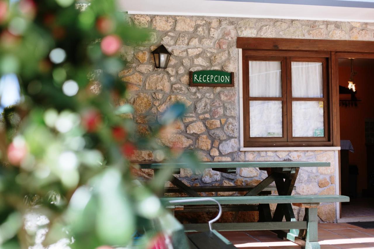 La Casona De Cardes Hotell Onís Eksteriør bilde