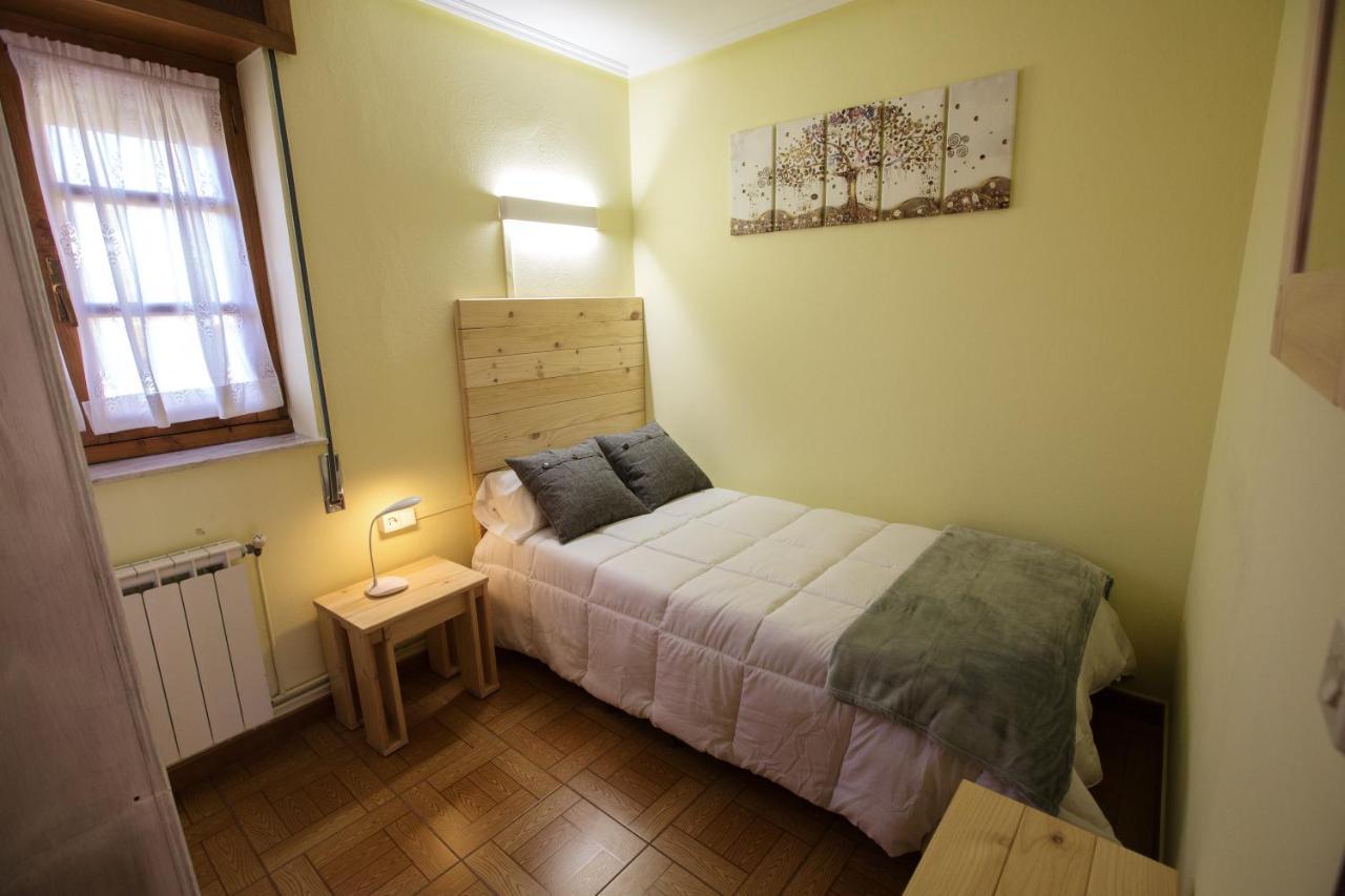 La Casona De Cardes Hotell Onís Eksteriør bilde