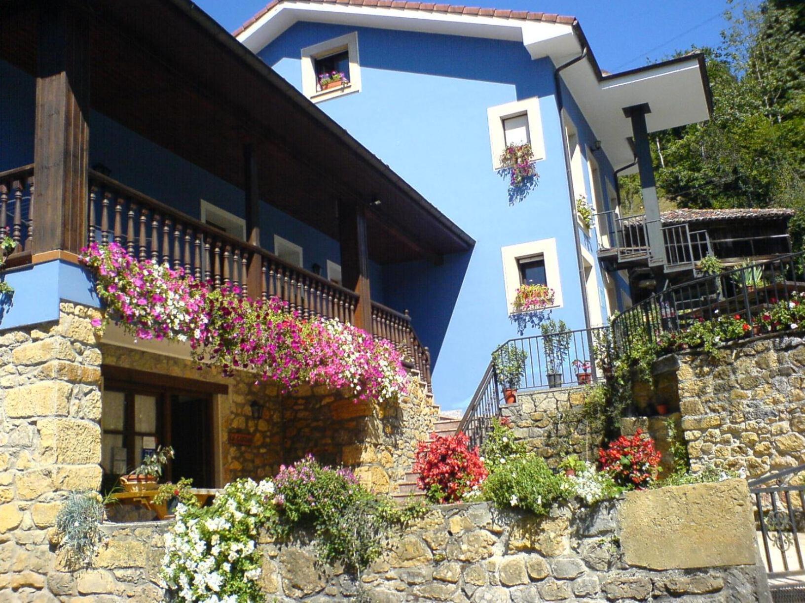 La Casona De Cardes Hotell Onís Eksteriør bilde