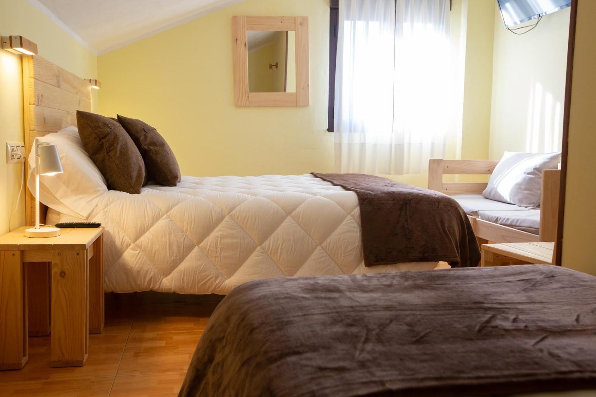La Casona De Cardes Hotell Onís Eksteriør bilde