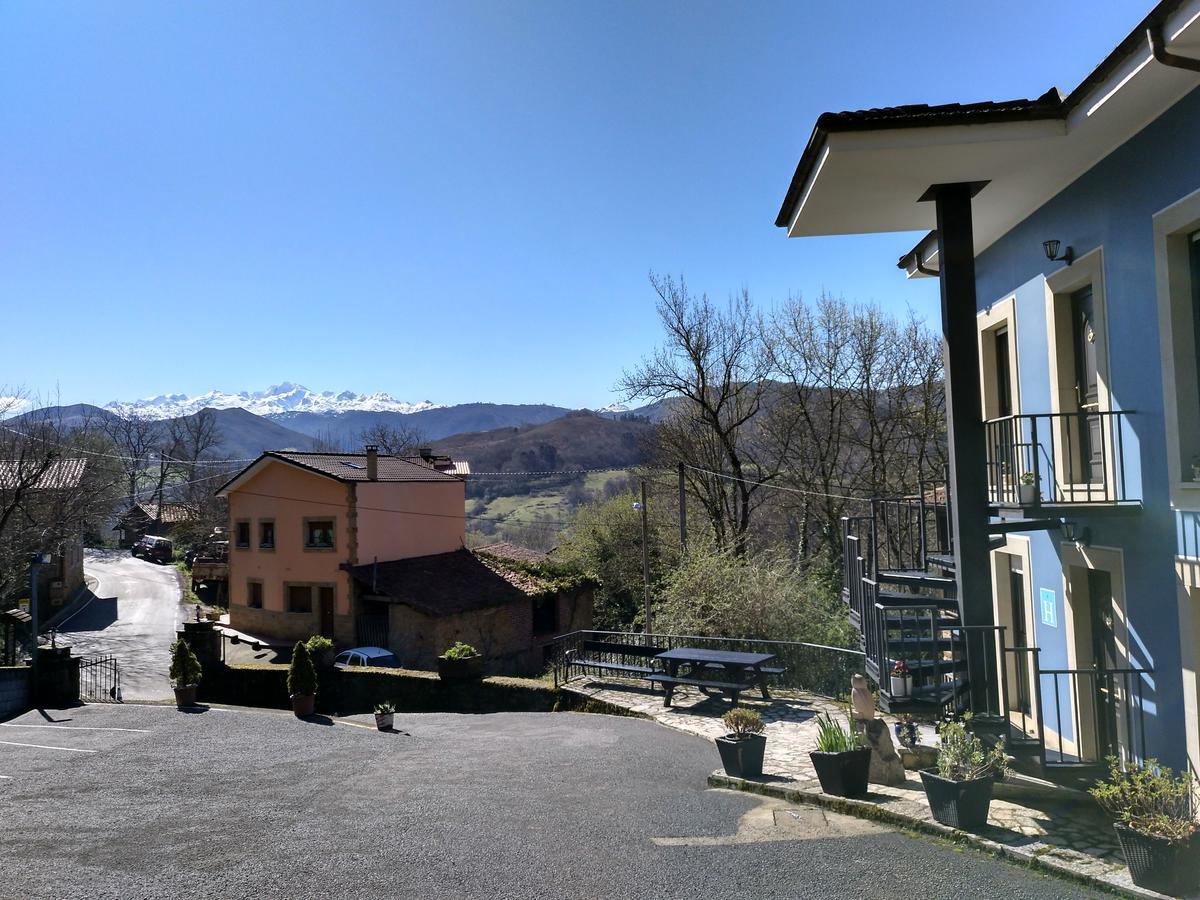 La Casona De Cardes Hotell Onís Eksteriør bilde